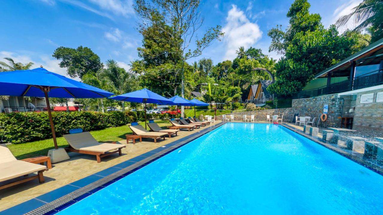 Royal Classic Resort Kandy Exterior foto